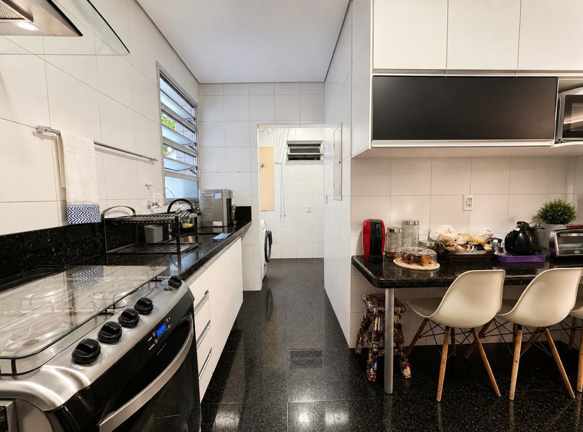 Apartamento, Santo Agostinho, 4 Quartos, 3 Vagas, 1 Suíte