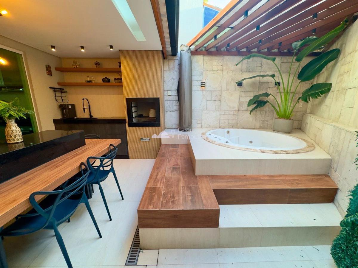 Casa, Santa Mônica, 3 Quartos, 2 Vagas, 1 Suíte