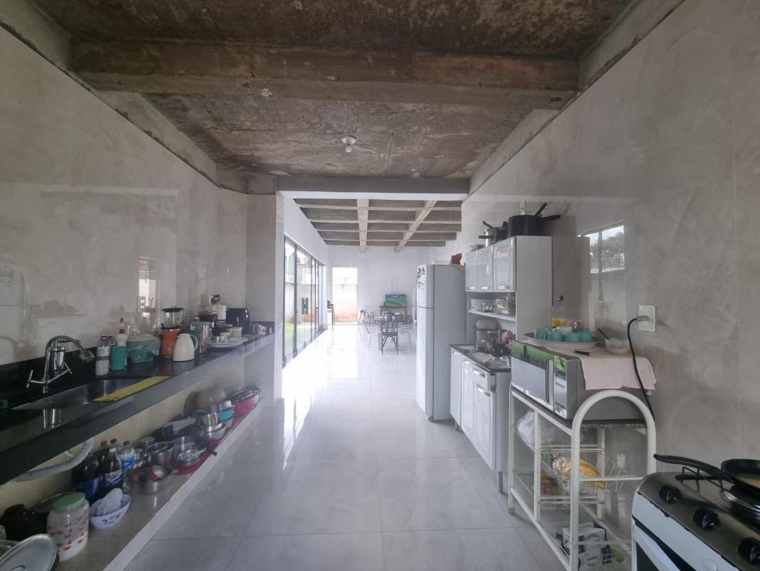 Casa, Jardim Riacho das Pedras, 3 Quartos, 4 Vagas, 1 Suíte