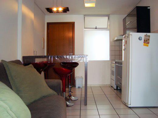 Apartamento, Centro, 2 Quartos, 0 Vaga