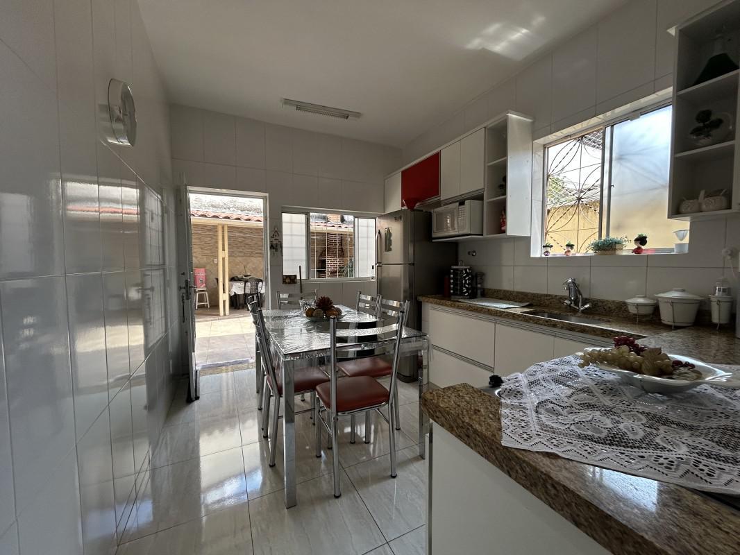 Casa, Salgado Filho, 3 Quartos, 3 Vagas, 1 Suíte