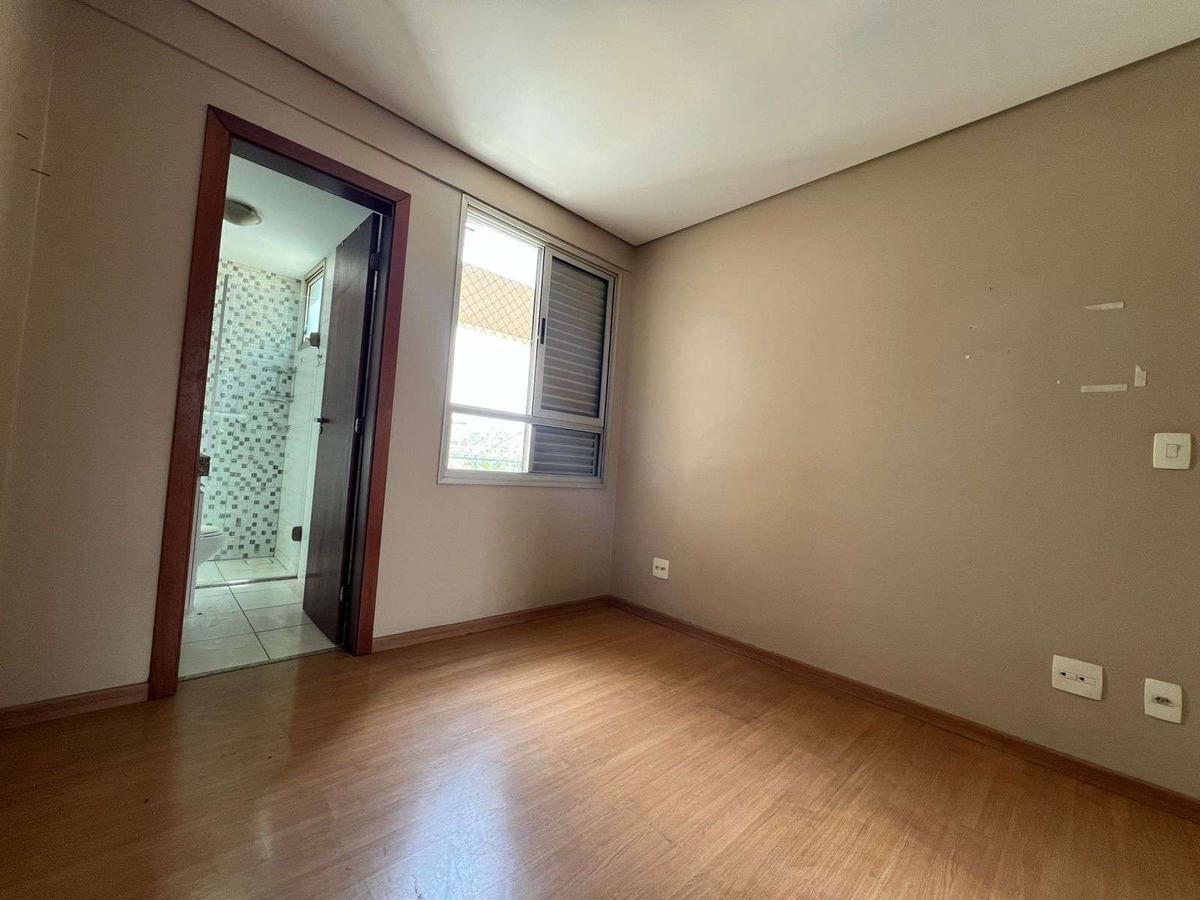 Apartamento, Floresta, 3 Quartos, 2 Vagas, 1 Suíte