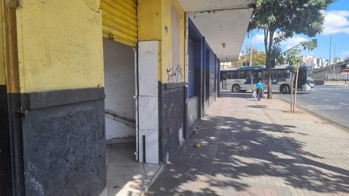 Prédio, Centro, 0 Quarto, 40 Vagas, 9 Suítes