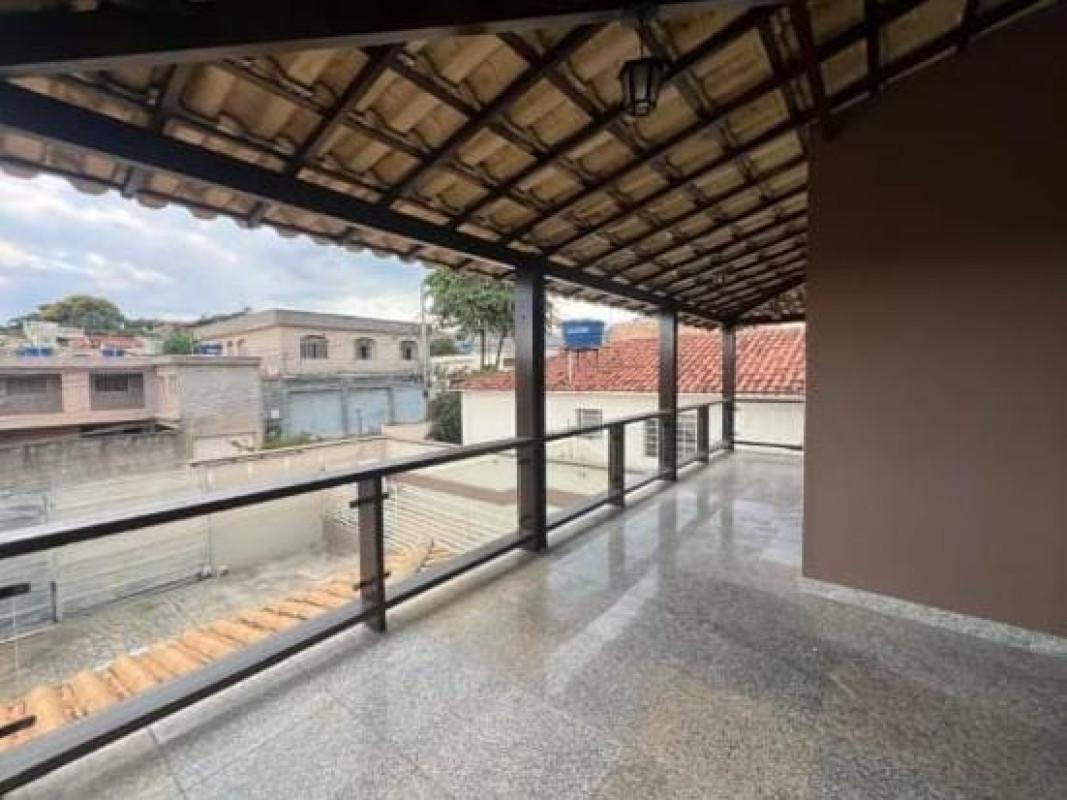 Casa, Santa Helena, 3 Quartos, 5 Vagas, 1 Suíte
