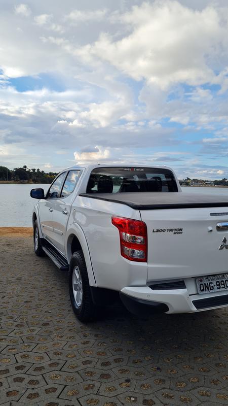 Mitsubishi L200 Triton Sport Hpe 2.4 CD Diesel Aut.