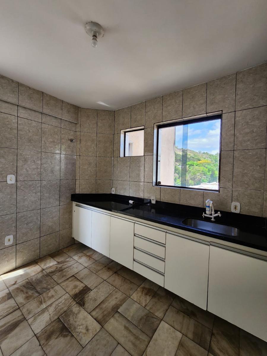 Apartamento, Centro, 6 Quartos, 1 Vaga, 1 Suíte