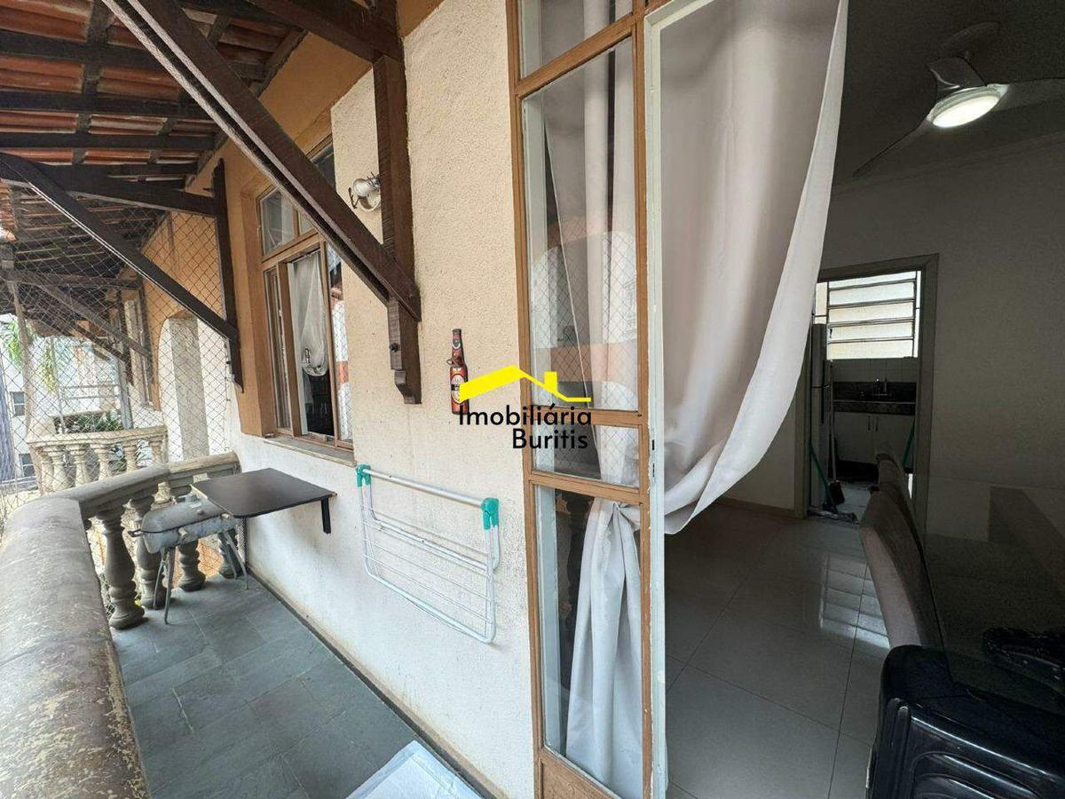 Apartamento, Estoril, 4 Quartos, 2 Vagas, 1 Suíte