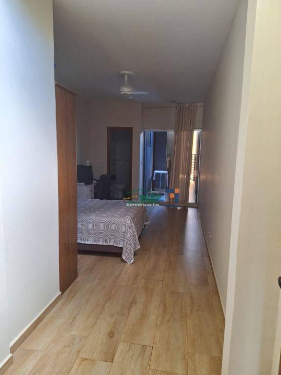 Casa, Paciência, 4 Quartos, 0 Vaga, 3 Suítes