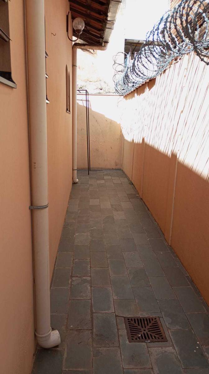 Casa, Nova Granada, 4 Quartos, 4 Vagas, 1 Suíte