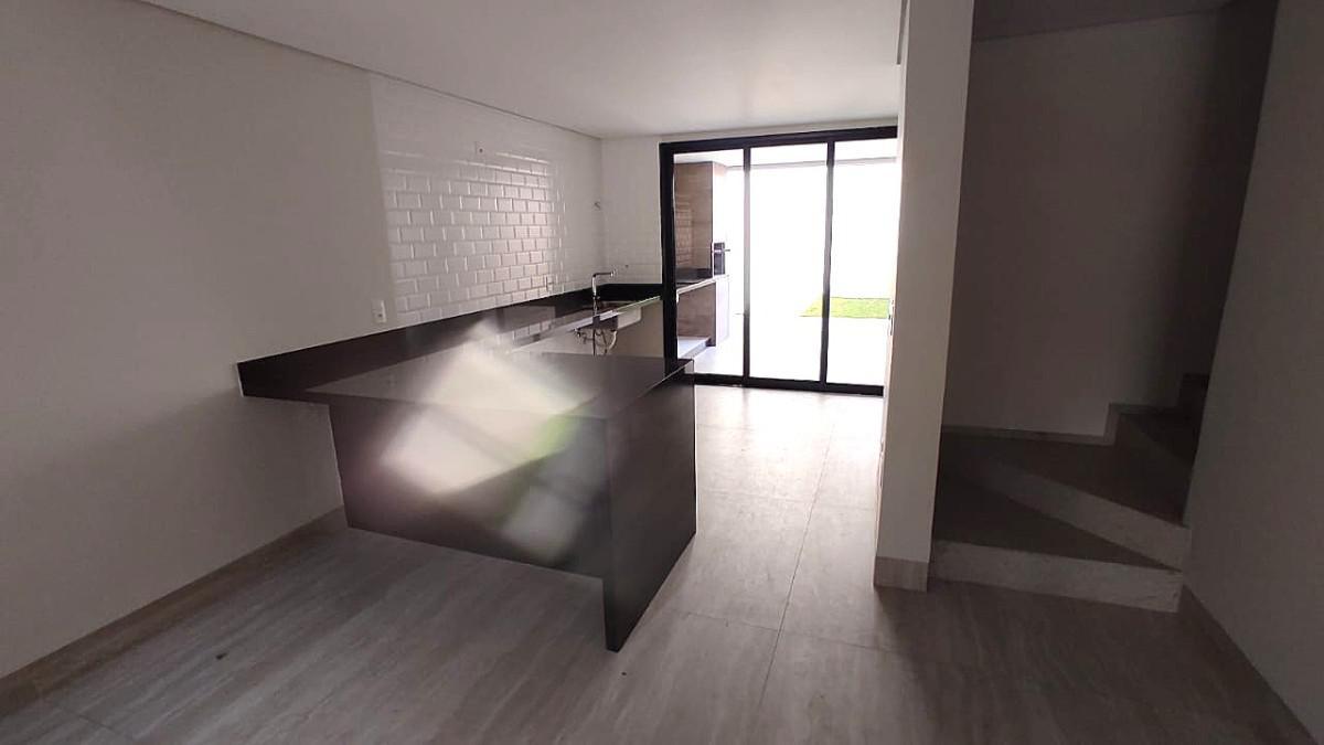 Casa, Jaraguá, 4 Quartos, 3 Vagas, 1 Suíte