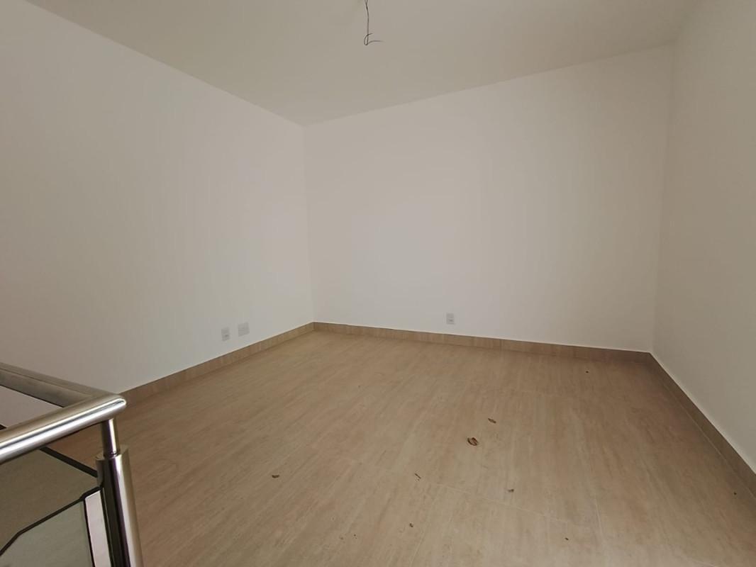Cobertura, Prado, 3 Quartos, 2 Vagas, 1 Suíte