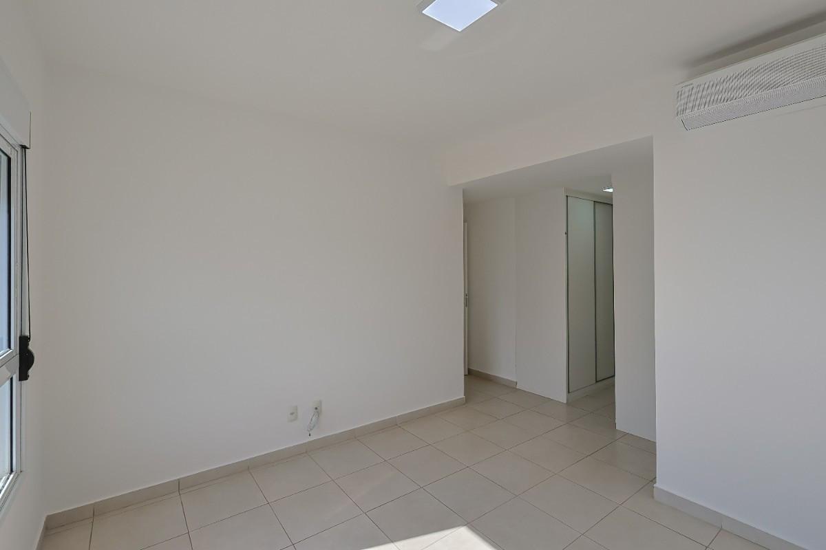 Sala, Vila da Serra, 4 Quartos, 3 Vagas, 3 Suítes