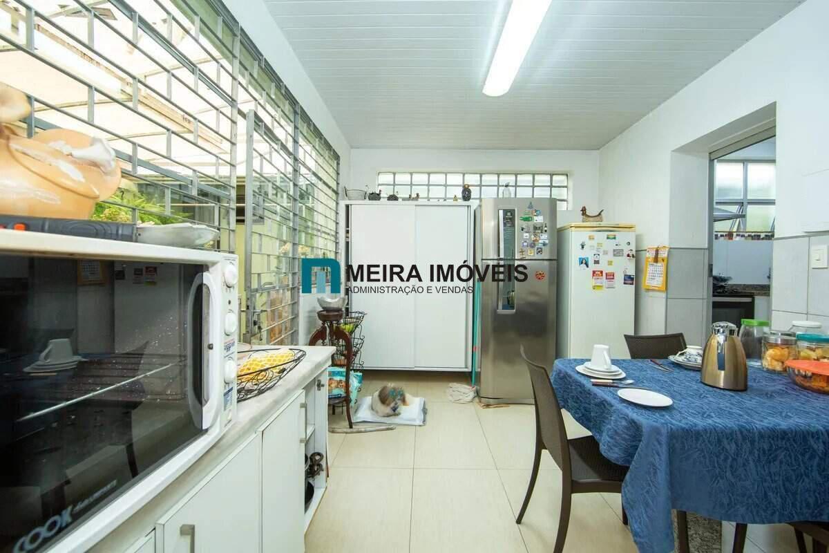 Casa, Prado, 5 Quartos, 6 Vagas, 2 Suítes