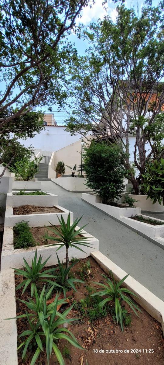Casa, Santa Mônica, 5 Quartos, 1 Vaga, 1 Suíte