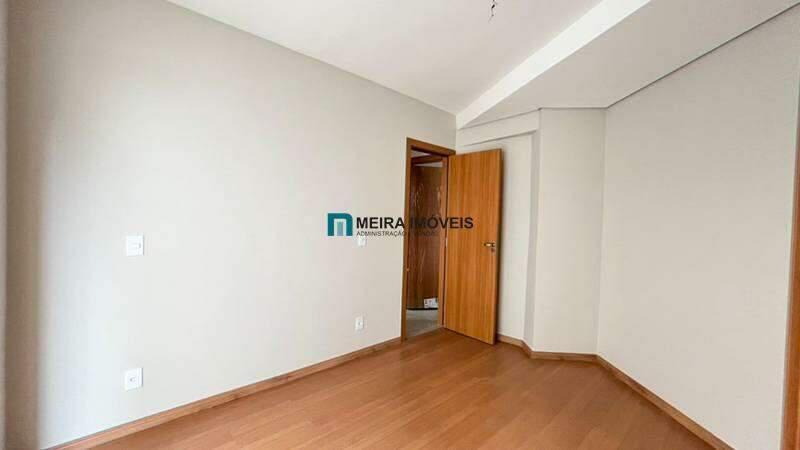 Apartamento, Funcionários, 2 Quartos, 1 Vaga, 1 Suíte