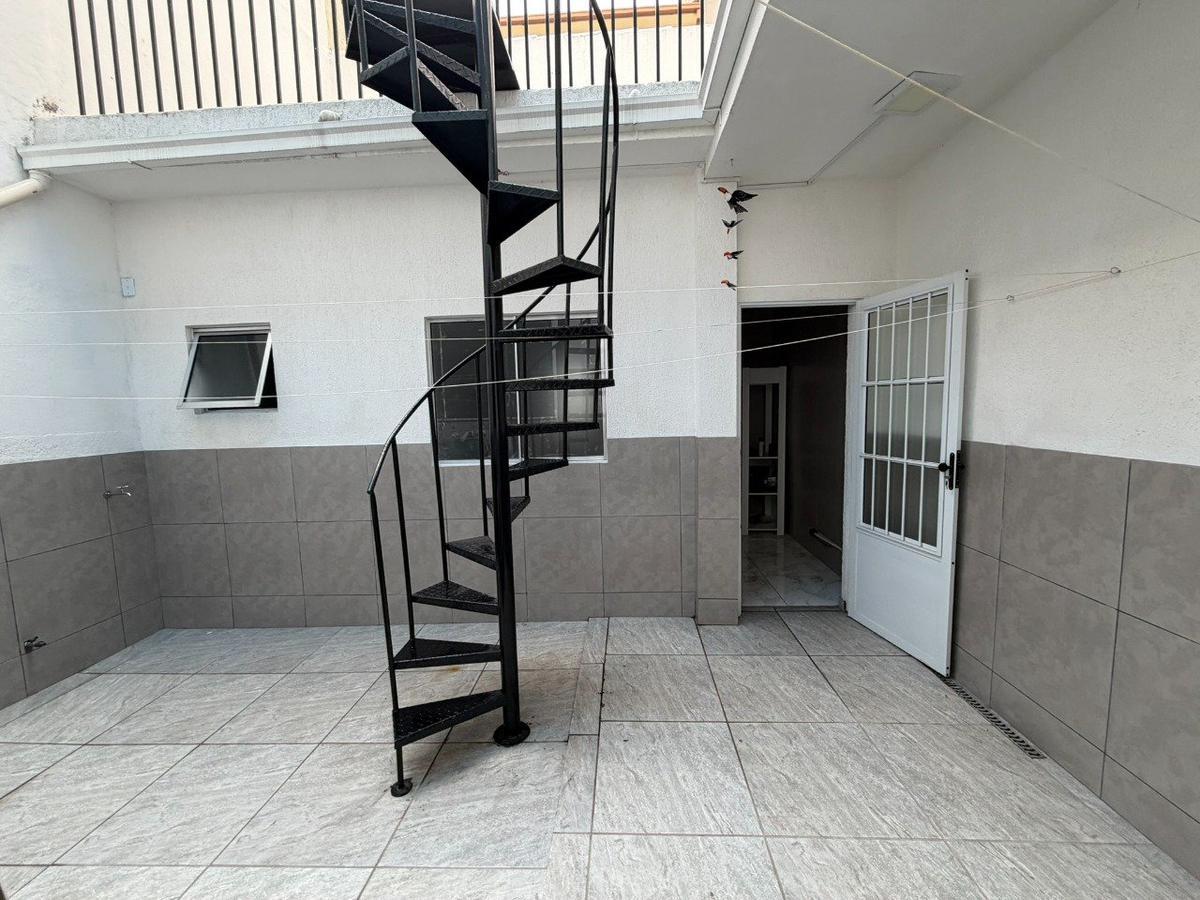 Casa, Horto, 4 Quartos, 2 Vagas, 1 Suíte