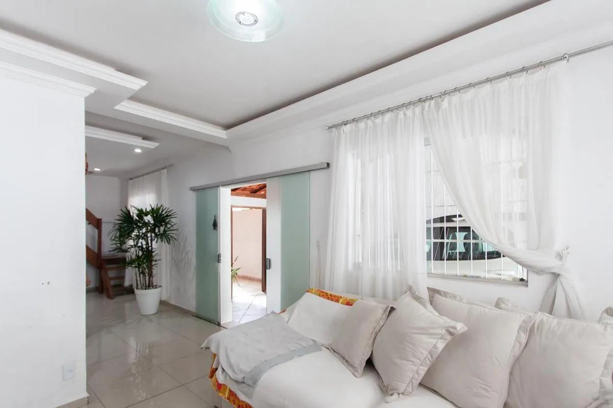 Casa, Santa Mônica, 4 Quartos, 4 Vagas, 1 Suíte