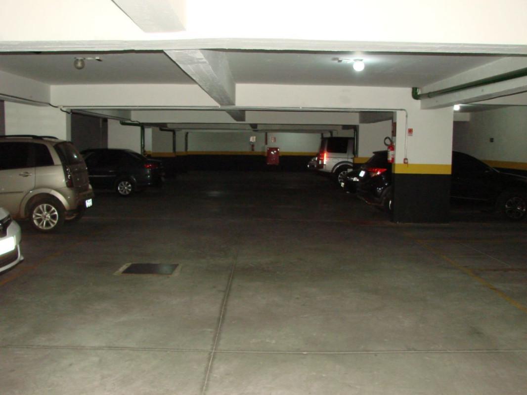 Sala, Barro Preto, 0 Quarto, 1 Vaga