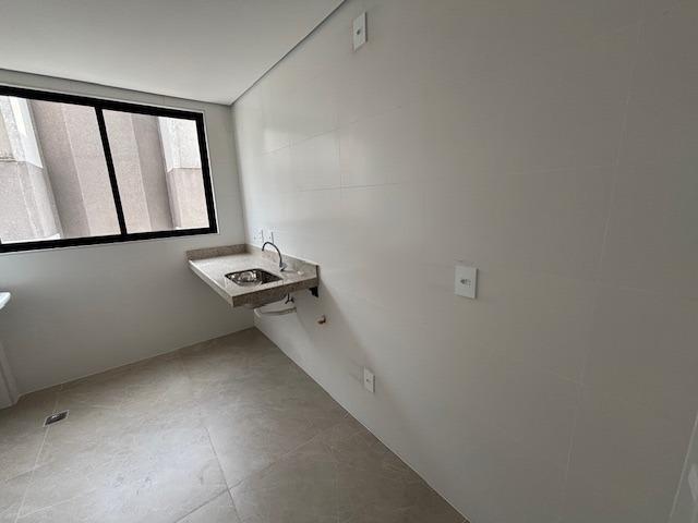 Apartamento, Sagrada Família, 2 Quartos, 2 Vagas, 2 Suítes