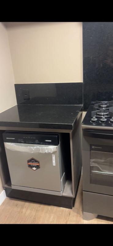 Apartamento, Estoril, 2 Quartos, 0 Vaga, 2 Suítes