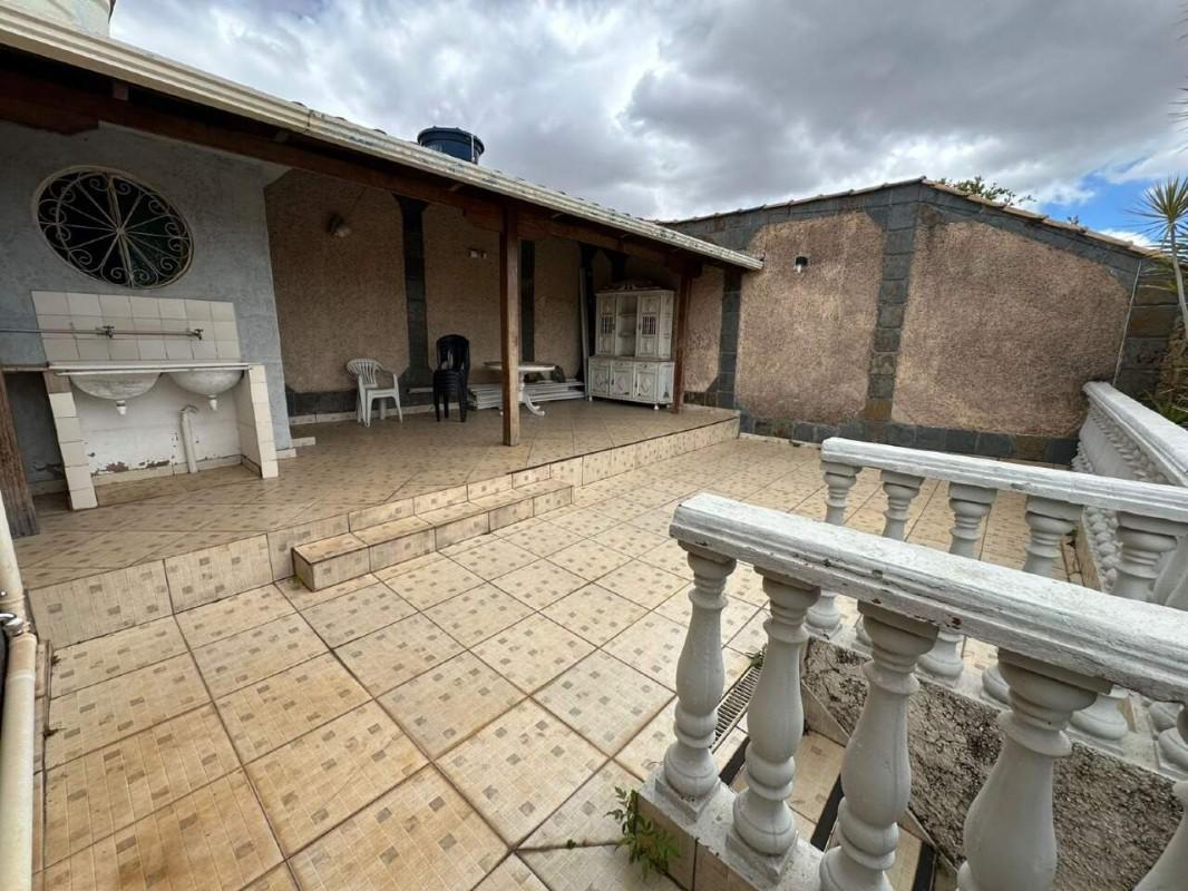 Casa, Teixeira Dias, 3 Quartos, 2 Vagas, 1 Suíte