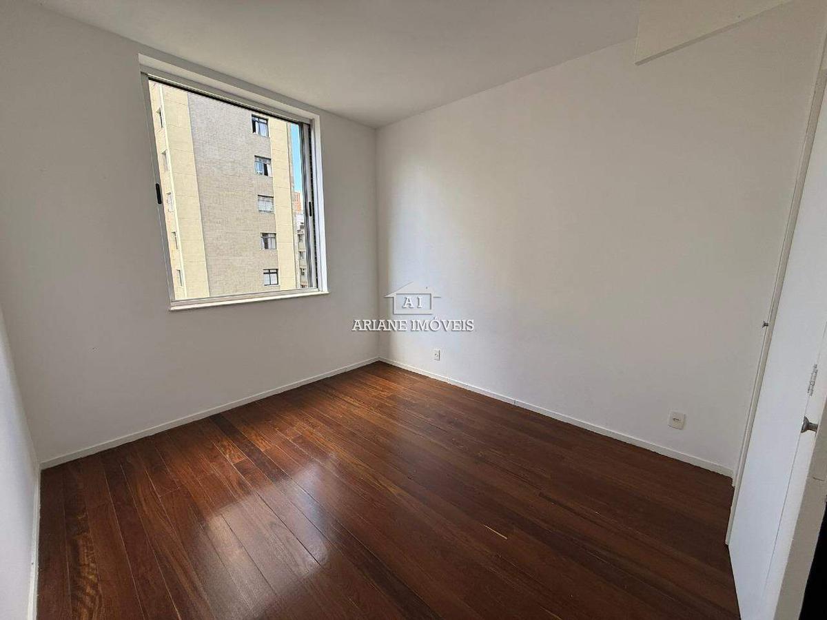 Apartamento, Funcionários, 4 Quartos, 1 Vaga, 1 Suíte