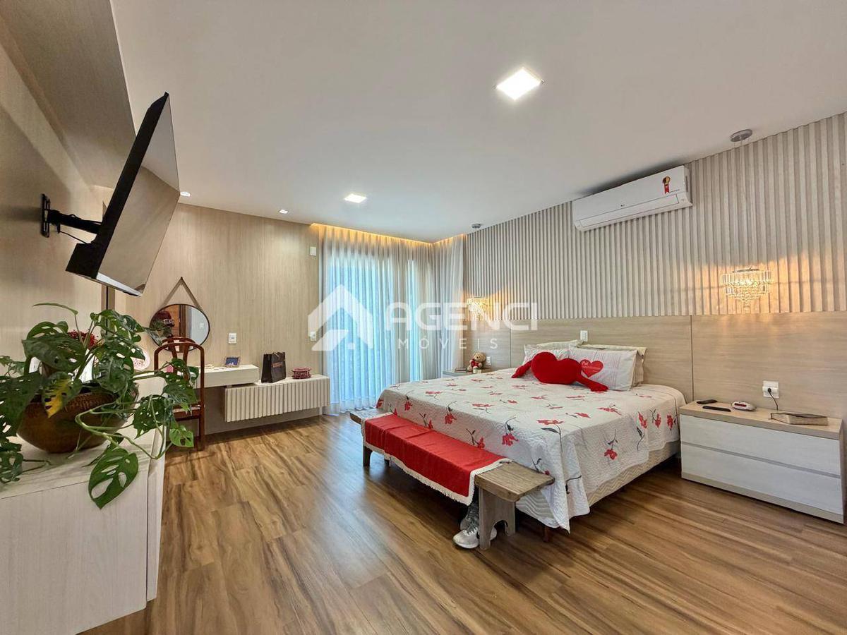 Casa, Portal do Sol, 4 Quartos, 0 Vaga, 4 Suítes