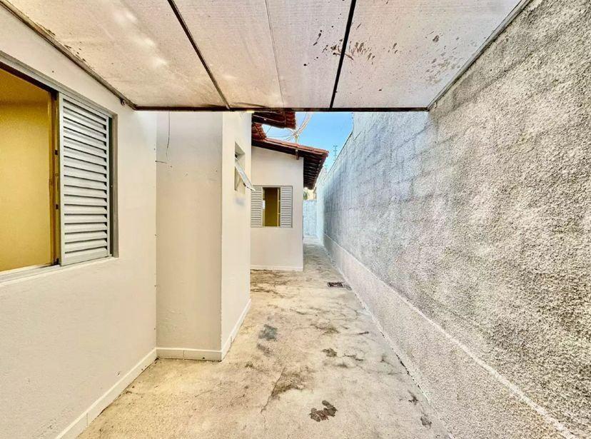 Casa, Castelo, 4 Quartos, 3 Vagas, 1 Suíte