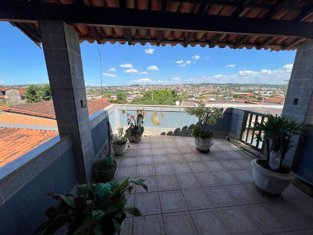Casa, Vila Brasil, 5 Quartos, 2 Vagas, 1 Suíte