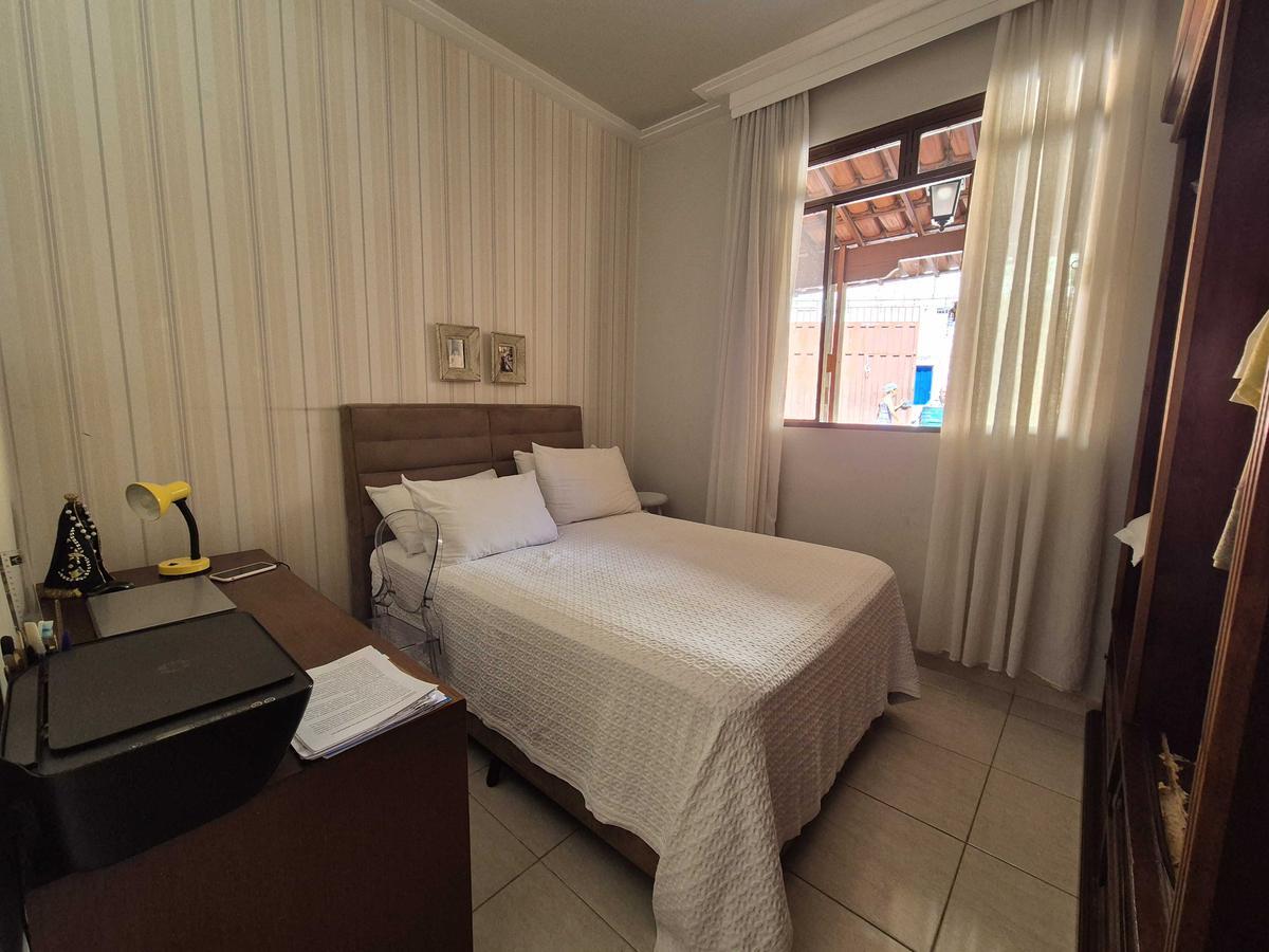 Casa, Calafate, 4 Quartos, 10 Vagas, 1 Suíte