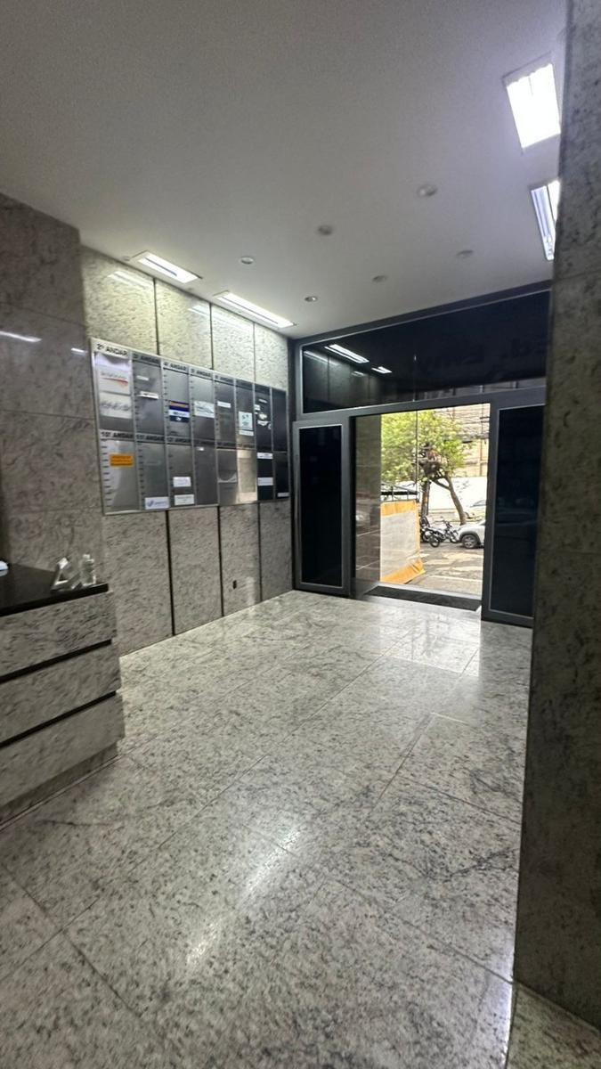 Sala, Estoril, 0 Quarto, 0 Vaga