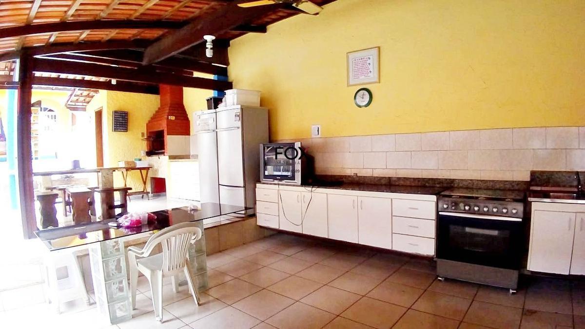 Casa, Camargos, 4 Quartos, 5 Vagas, 2 Suítes