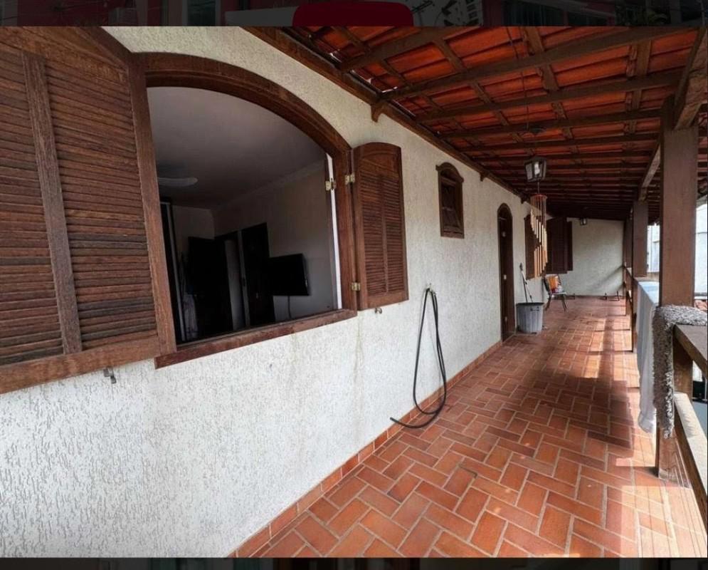 Casa, Jardim América, 5 Quartos, 4 Vagas, 2 Suítes
