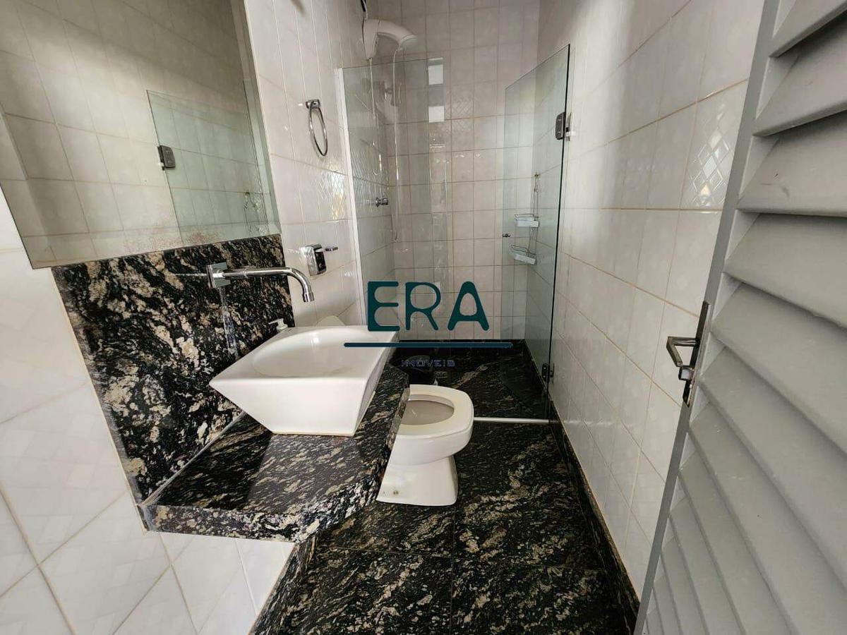 Casa, Santa Lúcia, 5 Quartos, 4 Vagas, 2 Suítes