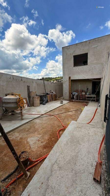 Casa, Adeodato, 3 Quartos, 2 Vagas, 1 Suíte