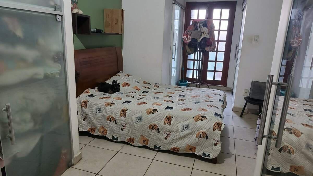 Casa, Estoril, 2 Quartos, 4 Vagas, 1 Suíte