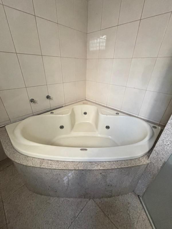 Casa, Itapoã, 5 Quartos, 5 Vagas, 3 Suítes