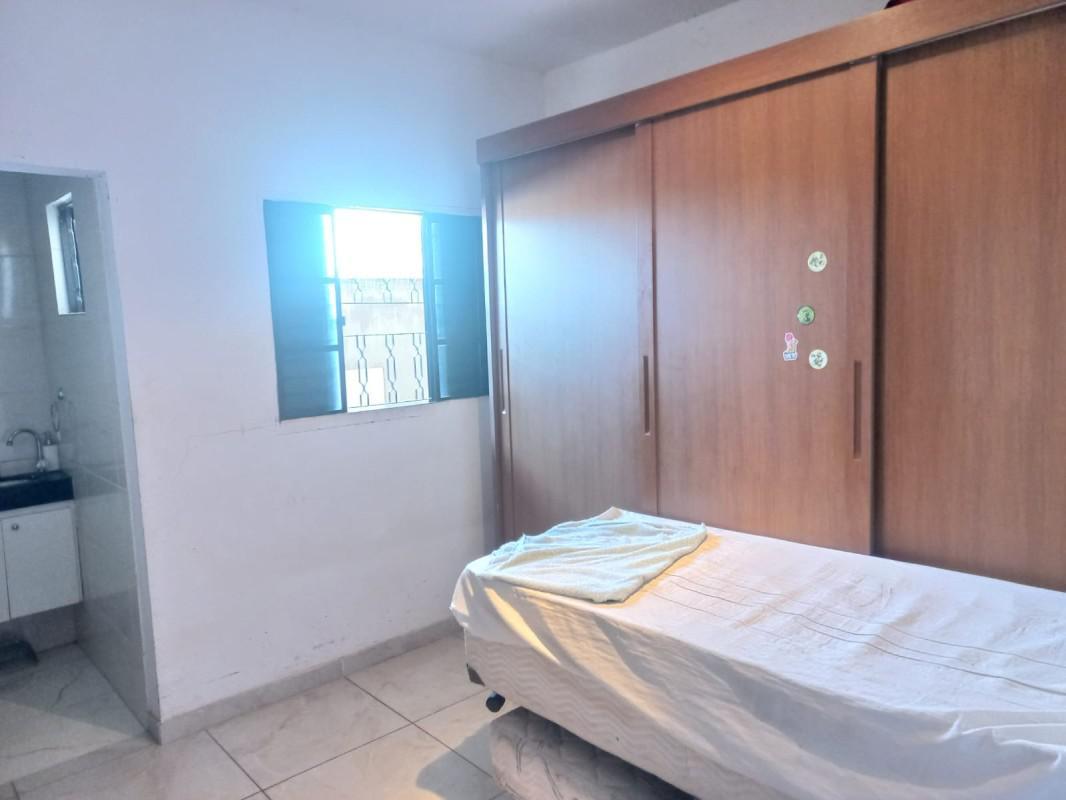 Casa, Céu Azul, 3 Quartos, 4 Vagas, 2 Suítes