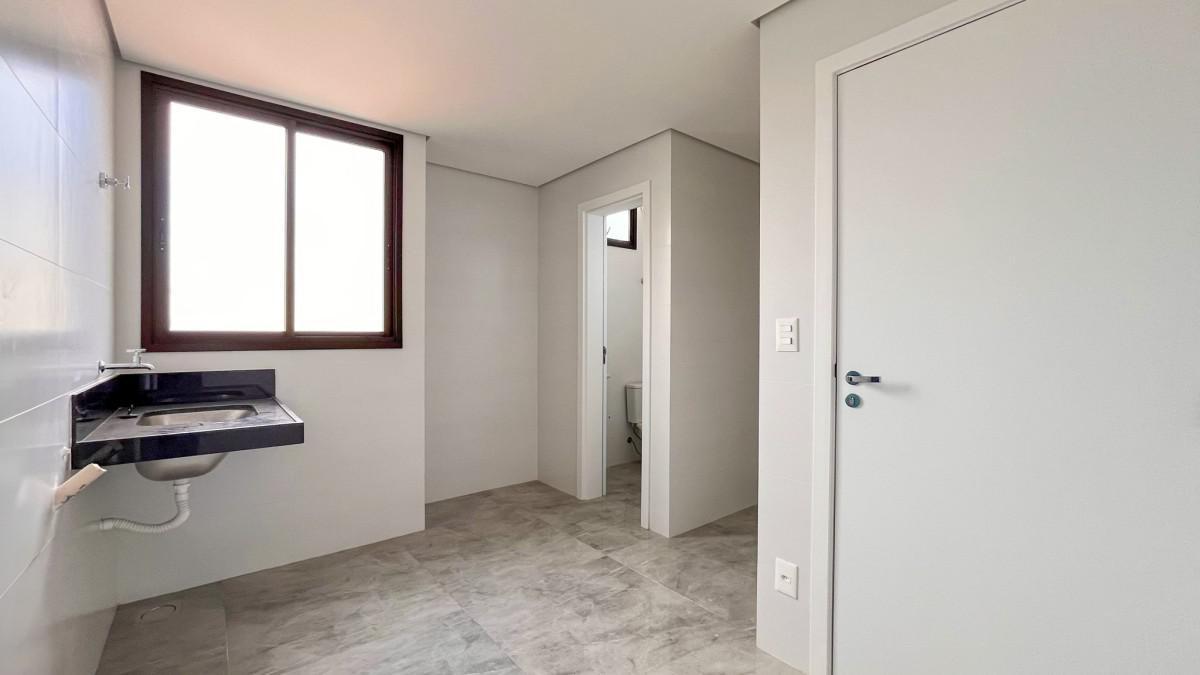 Apartamento, Castelo, 4 Quartos, 4 Vagas, 2 Suítes