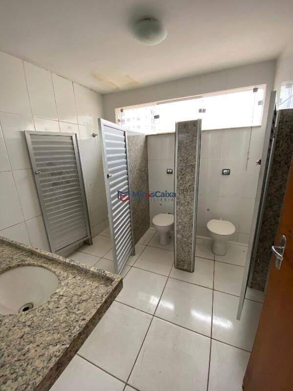 Prédio, Funcionários, 0 Quarto, 3 Vagas