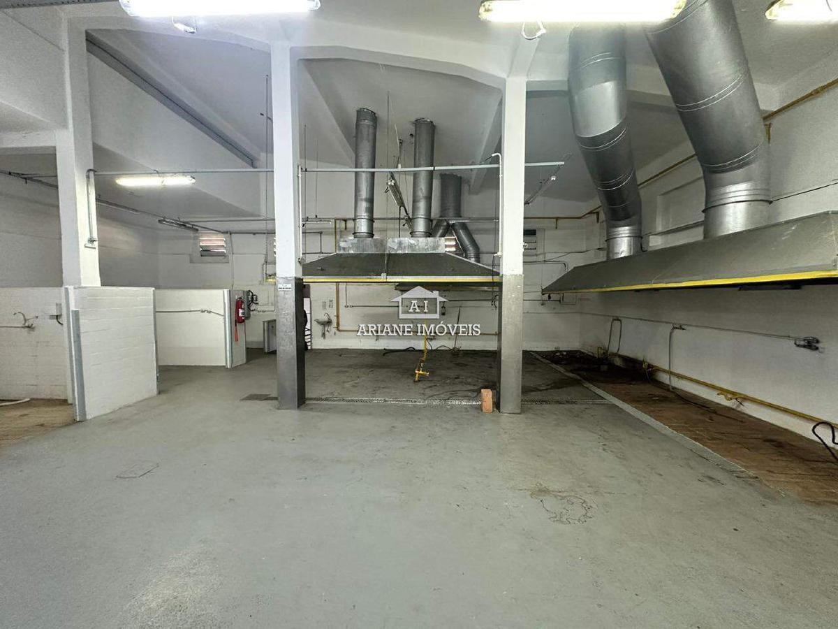 Galpão, Floresta, 0 Quarto, 0 Vaga
