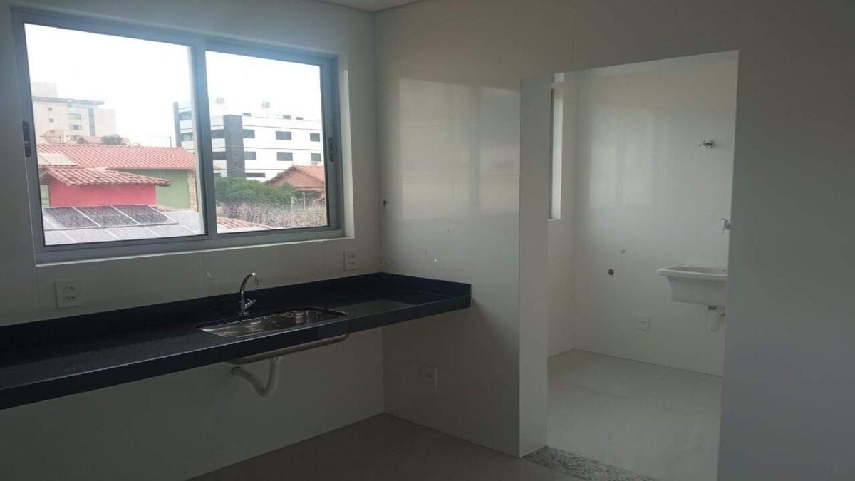 Apartamento, Barreiro, 3 Quartos, 2 Vagas, 1 Suíte