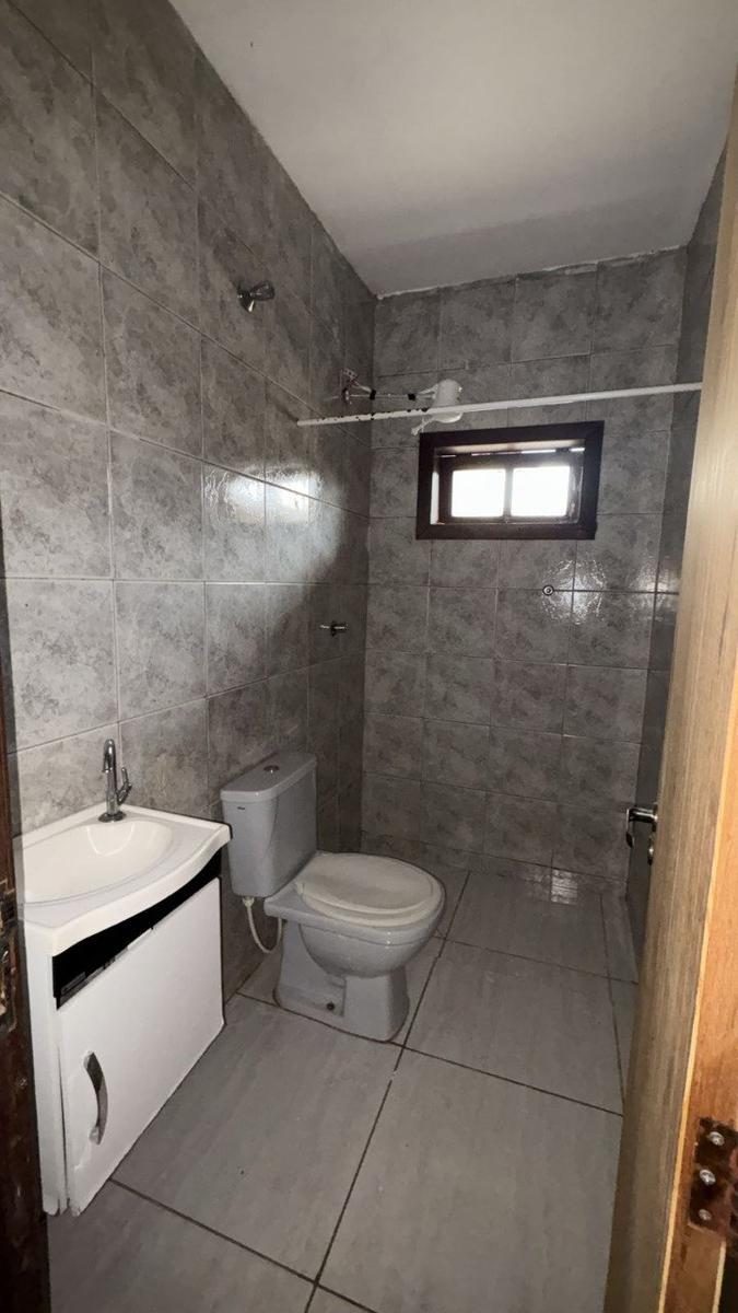 Casa, Centro, 3 Quartos, 0 Vaga, 1 Suíte