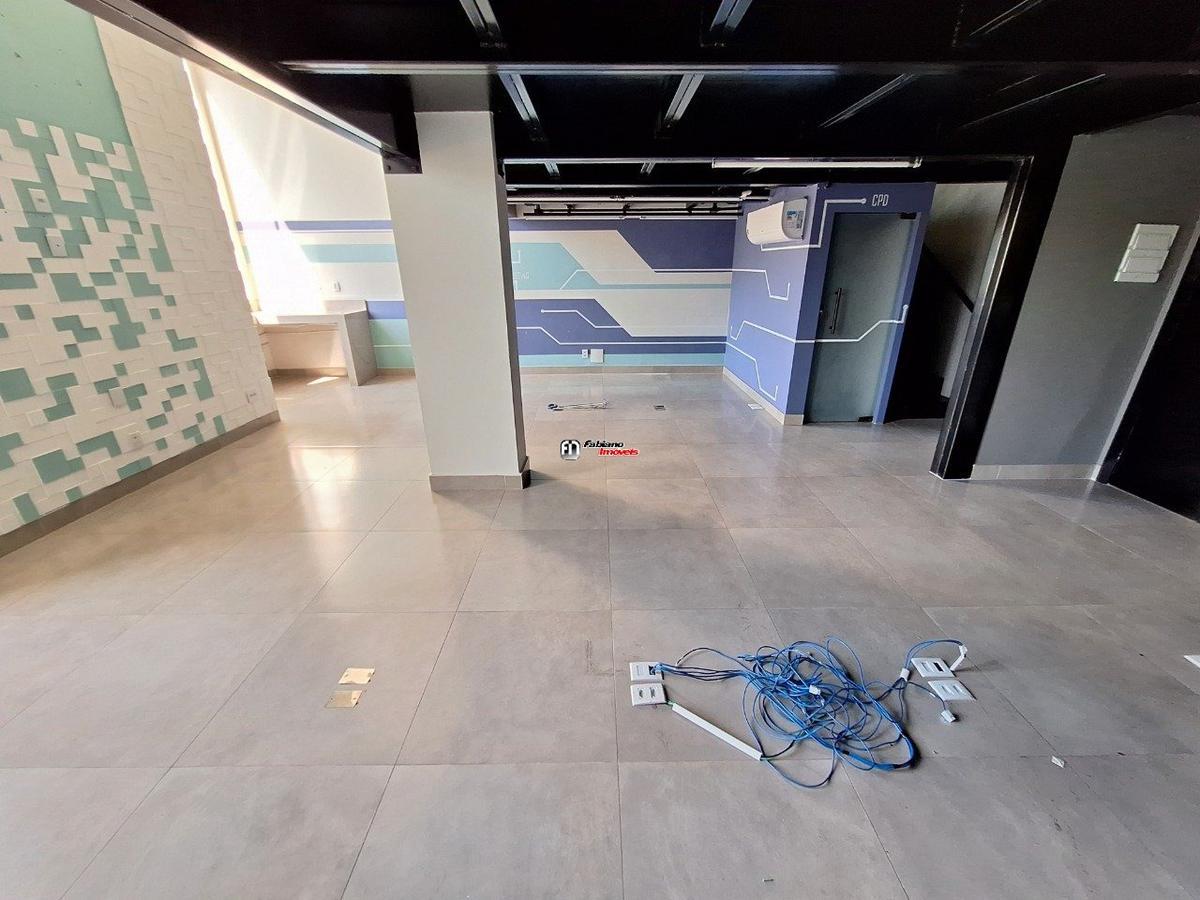 Sala, São José, 0 Quarto, 2 Vagas