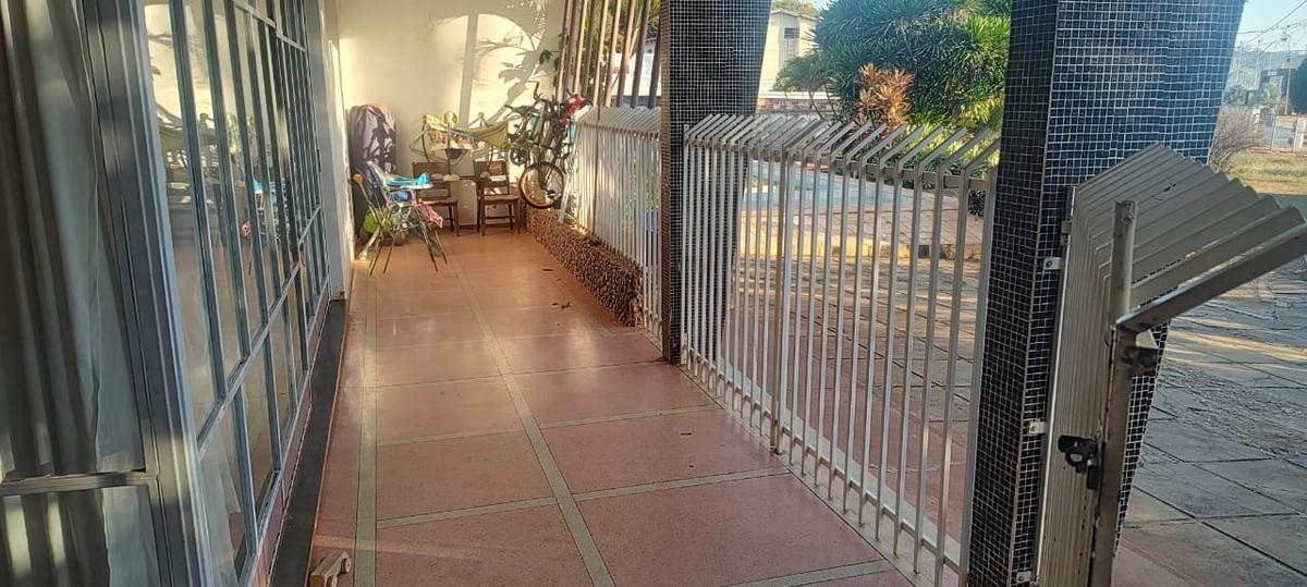 Casa, Várzea, 4 Quartos, 5 Vagas, 2 Suítes