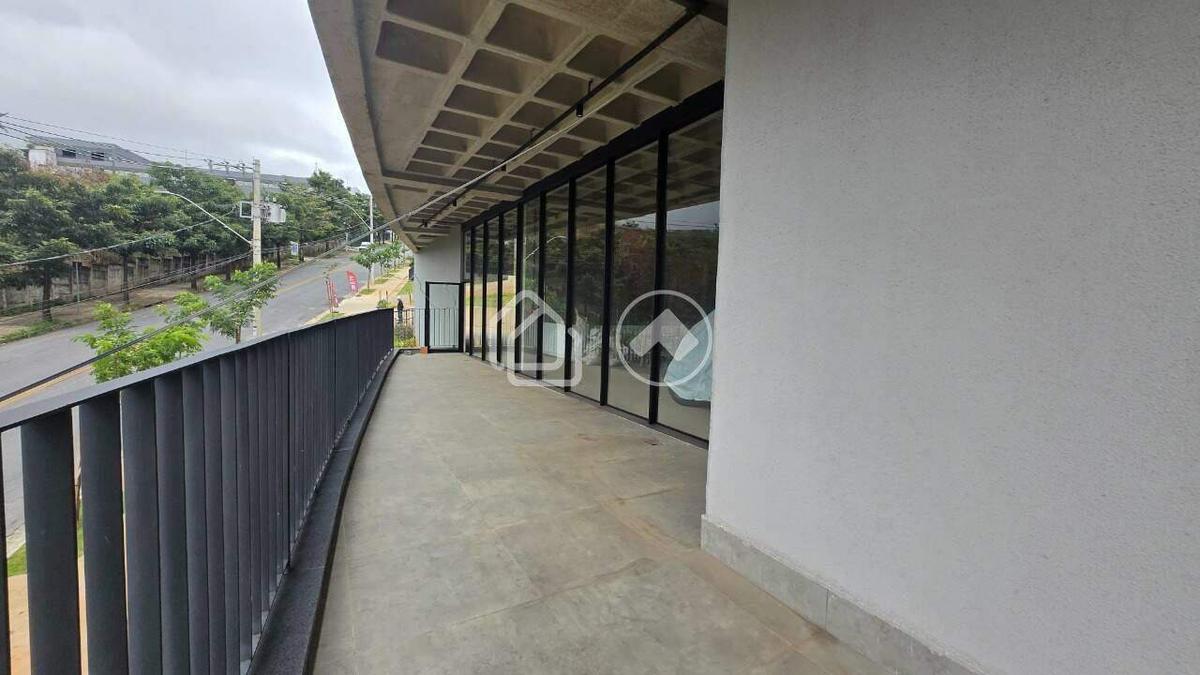 Loja, Buritis, 6 Vagas