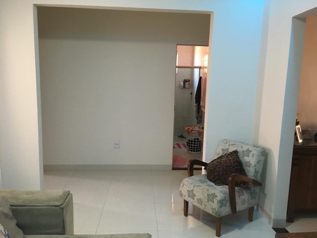 Casa, Vale das Amendoeiras, 2 Quartos, 4 Vagas, 1 Suíte