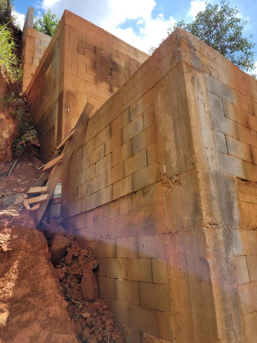 Lote, Tropical, 0 Quarto, 0 Vaga