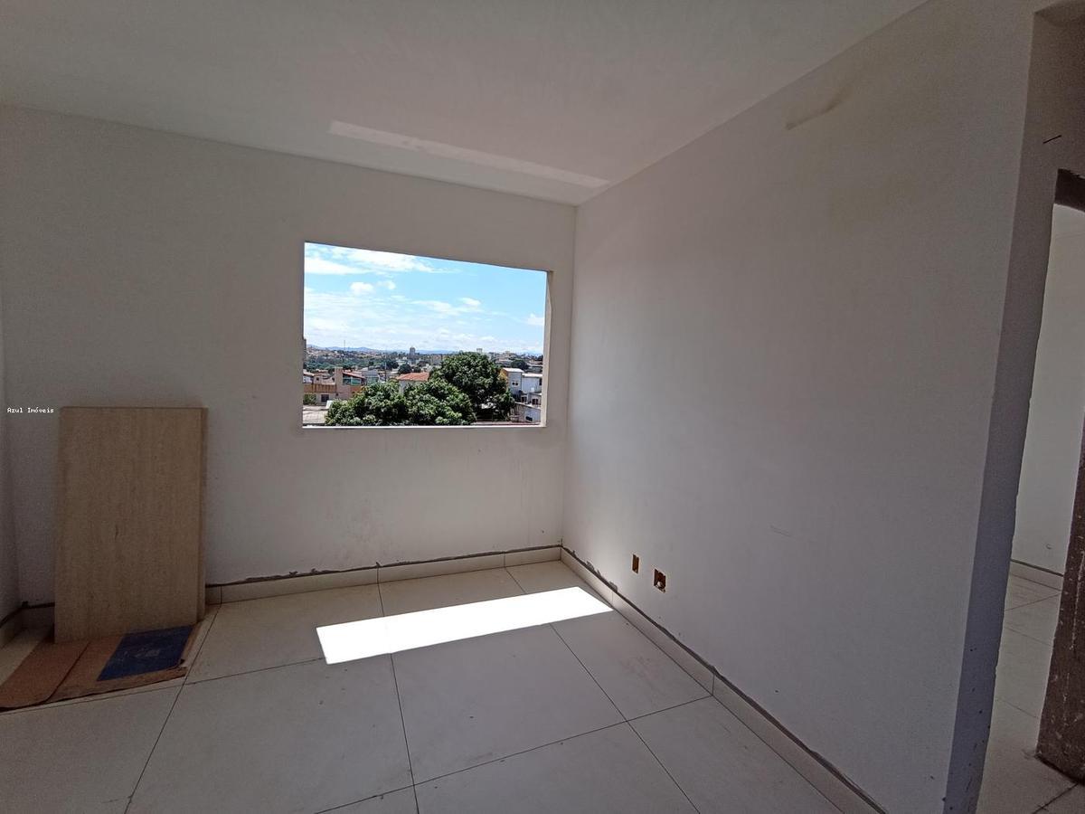 Apartamento, Santa Mônica, 2 Quartos, 1 Vaga