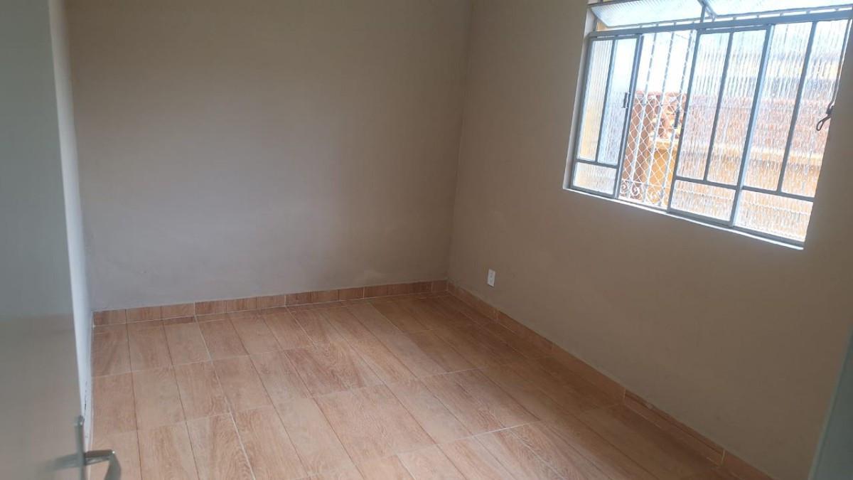 Casa, Cinquentenário, 1 Quarto, 0 Vaga